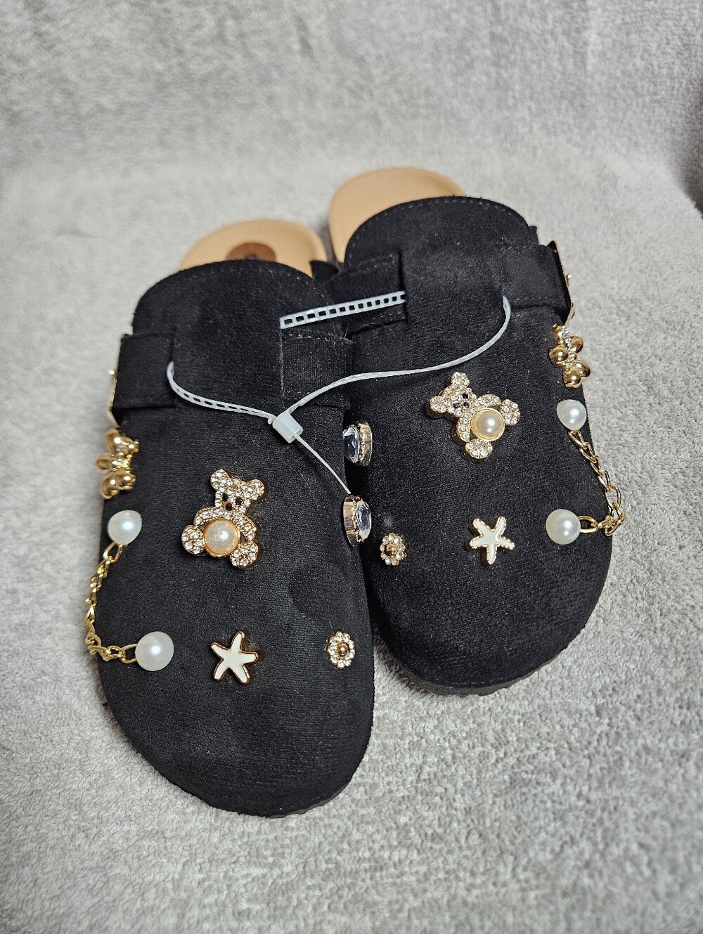 Clogs Size 8 - Picture 3 of 5